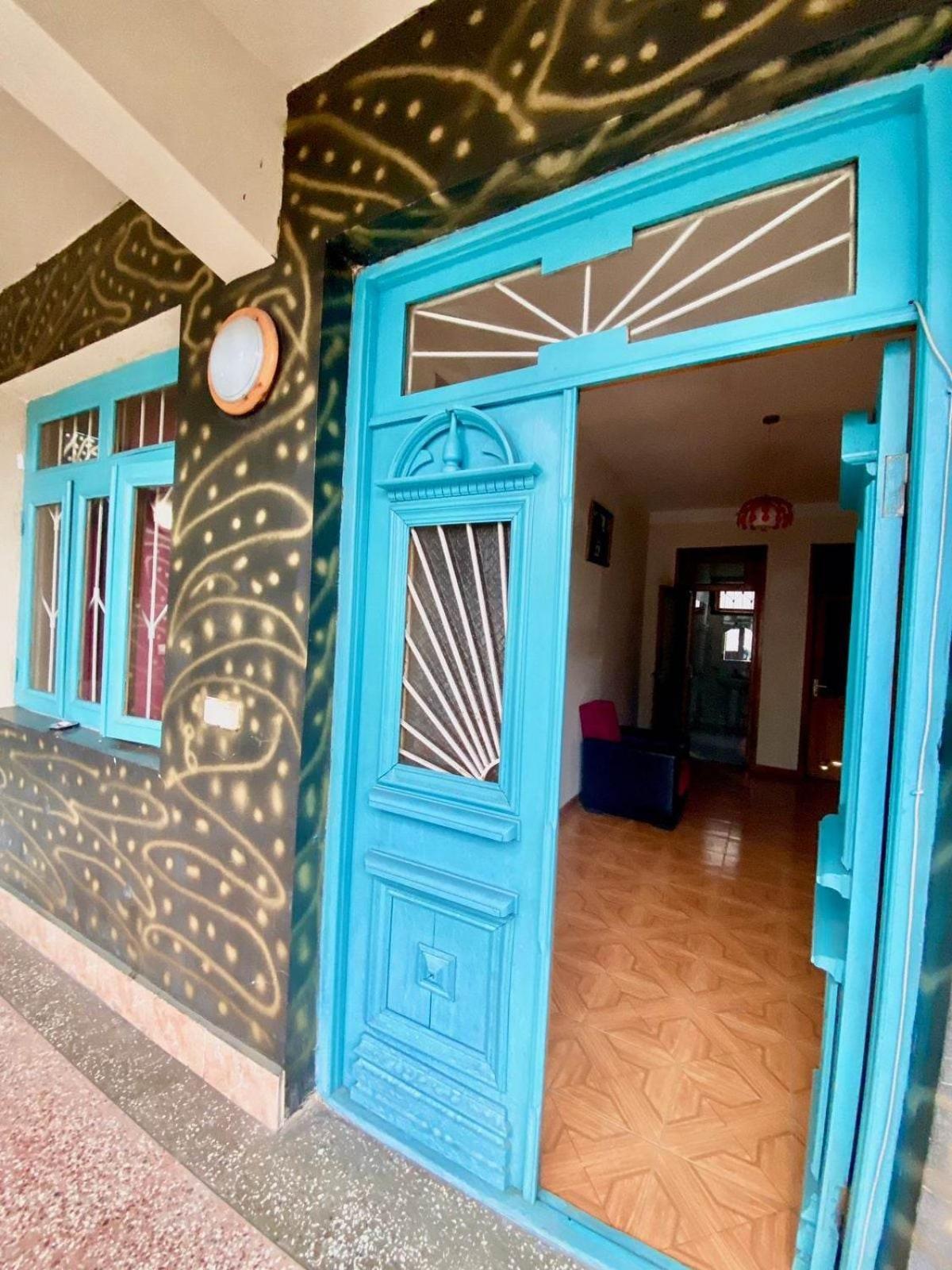Ferienwohnung Nino And Ali Batumi Exterior foto