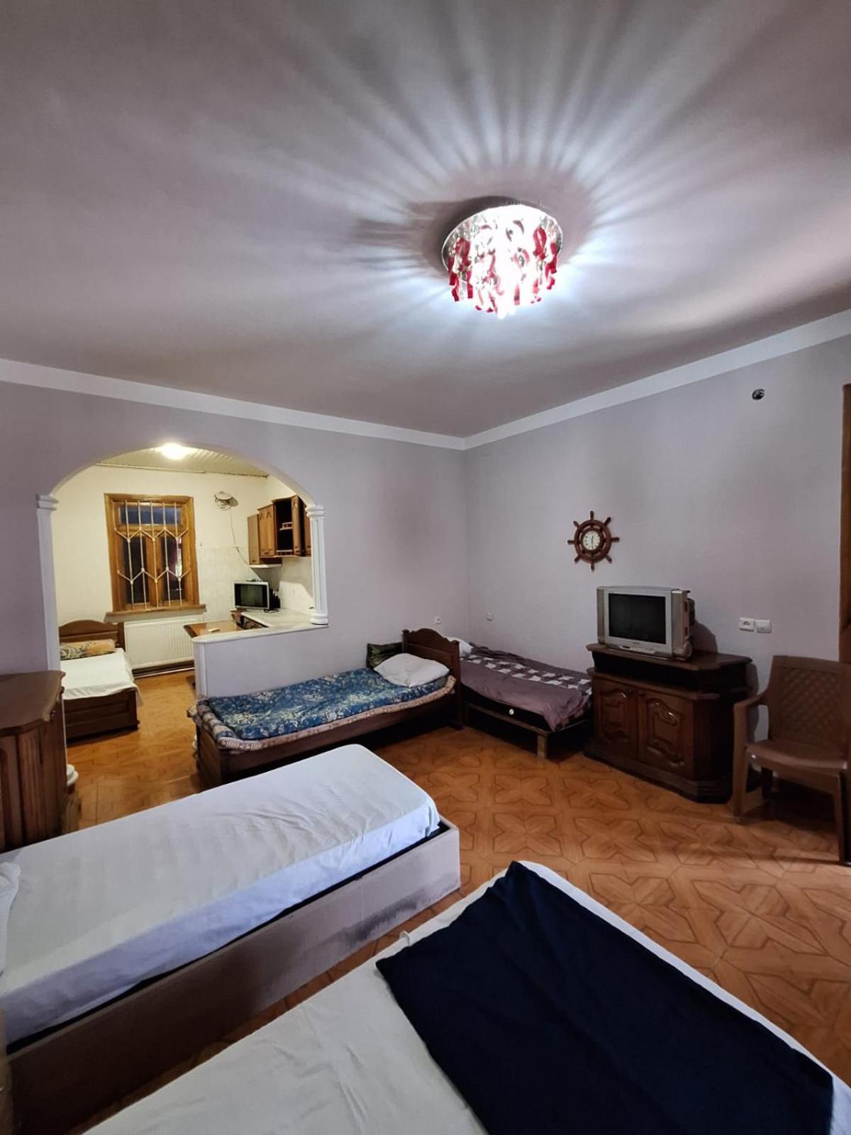 Ferienwohnung Nino And Ali Batumi Exterior foto