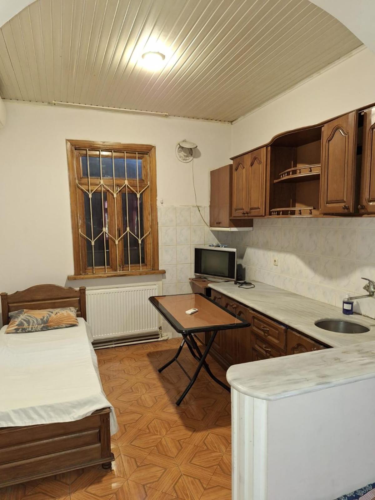 Ferienwohnung Nino And Ali Batumi Exterior foto